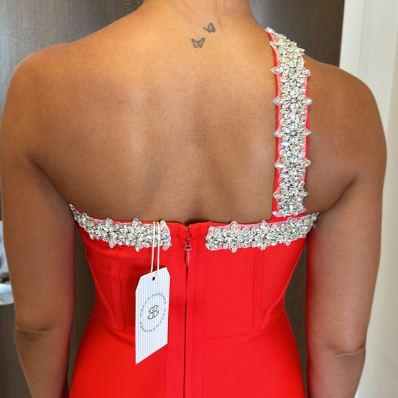 BRAND NEW BELLA BERNETT Coral Crystal Corset Top bedazzled with Tear Droplets - Picture 9 of 15